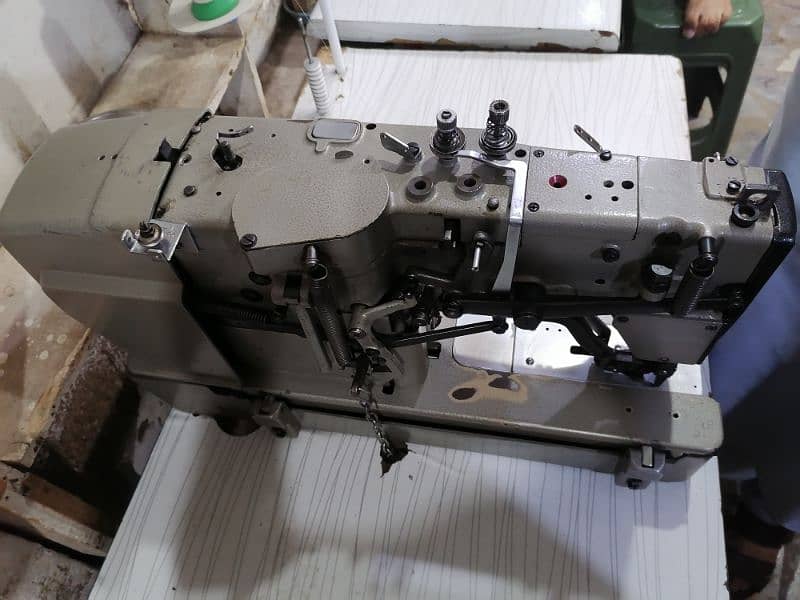 kaj machine japani 761 like new 10 by 10 condition 1