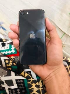 iphone se 2022 all oky lush condition