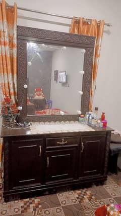 dressing table