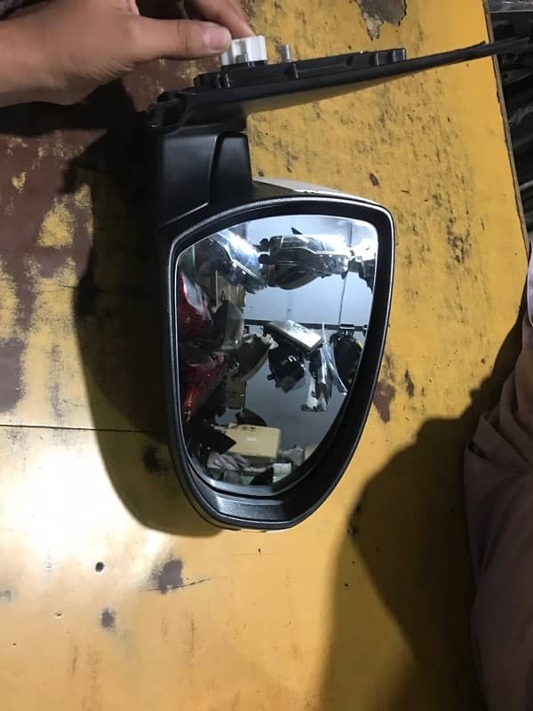 Hyundai Tucson side mirror 2