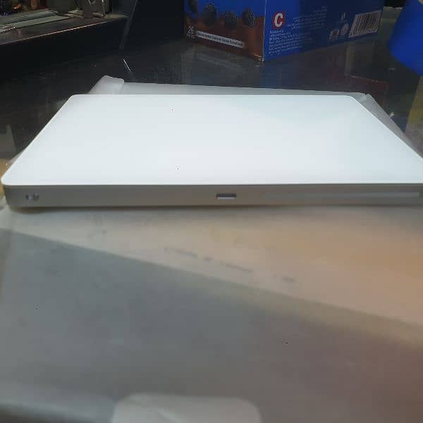 Apple Magic Trackpad 2 A1535  New not used 3