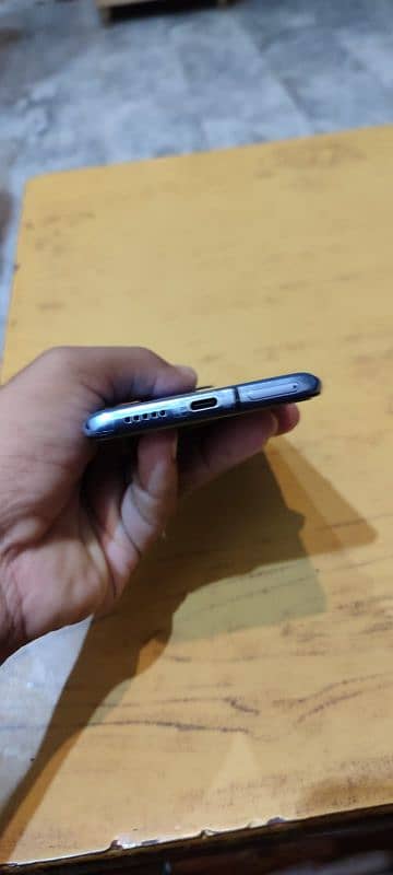 "OnePlus 7T - Excellent Condition | 8GB 7