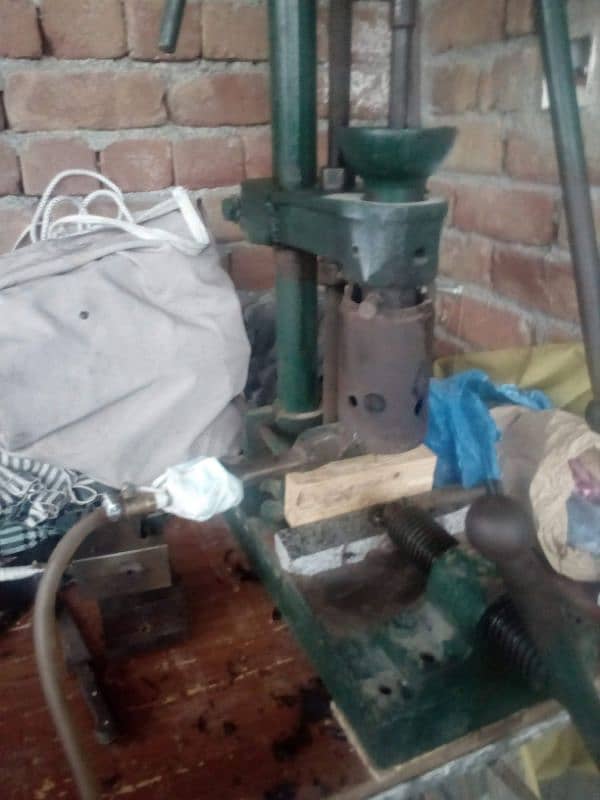 moulding machine 2