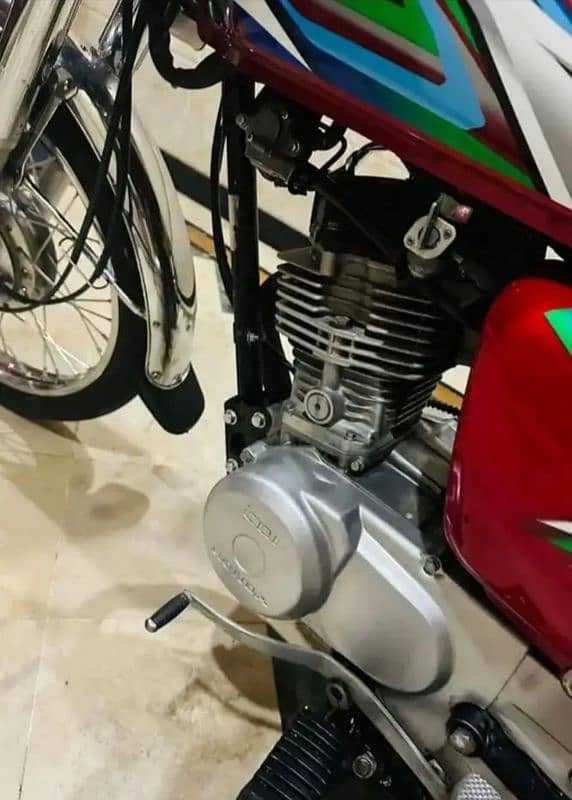 honda cg 125 lush condition bike  2023 model 2 digit number 2