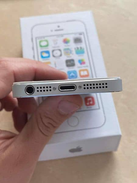 Apple iPhone 5S 64 GB PTA approved 0325,6431500WhatsApp number 1