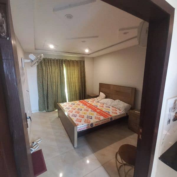 Furnished 1 Bedroom Apartment For Rent in Bahria Town Lahore 7