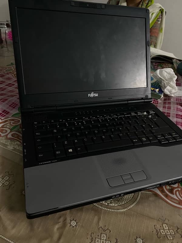 Fujitsu Lifebook s752 8/256 5