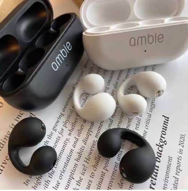 Stylish White Earbuds With Long Battery Life 0