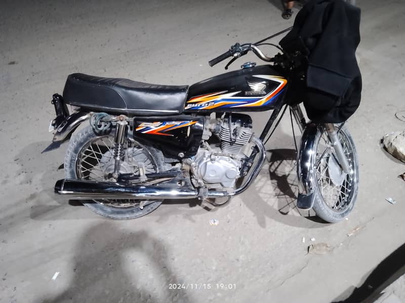 Honda CG 125 2003 Bahwal Nagar number 1