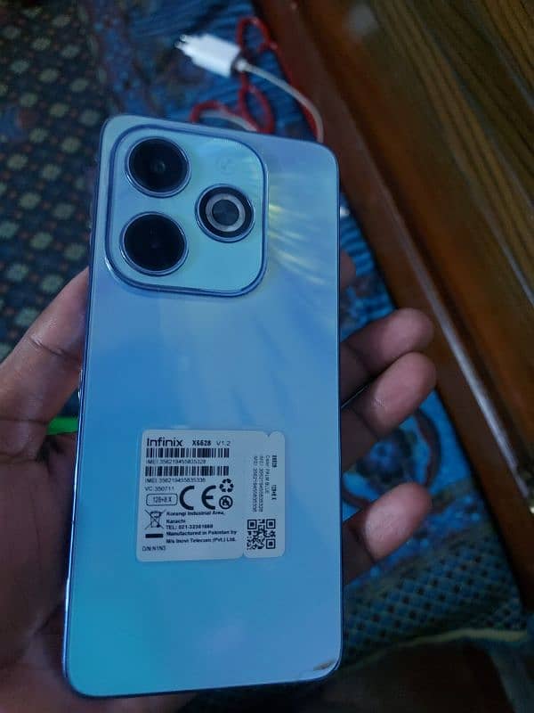 Infinix Hot 40i 1