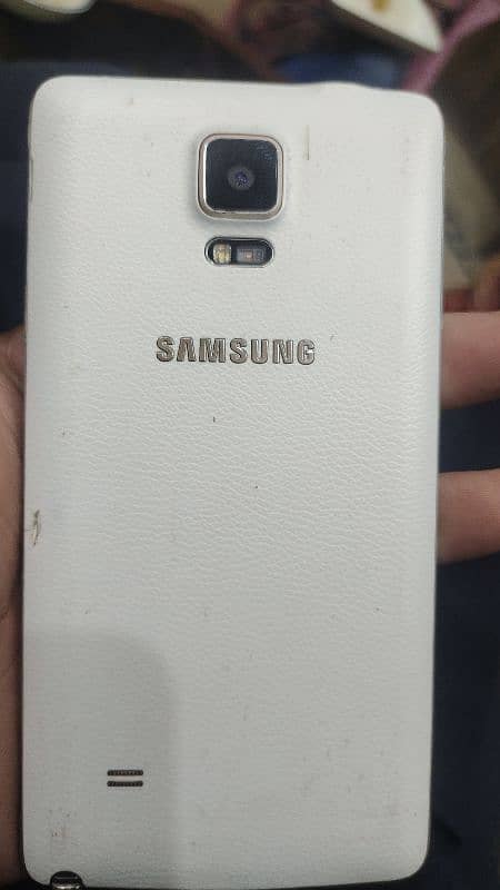 samsung note 4 condition 10/8.5 hai 1