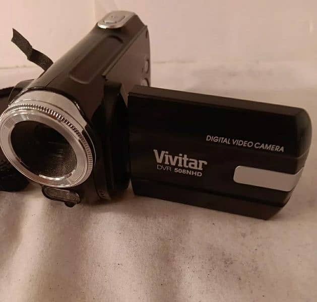 Vivitar Digital Video Camera 4