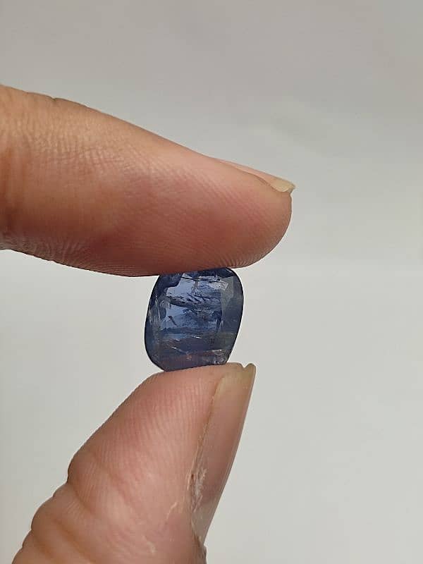 Natural Blue Sapphire Stone 1