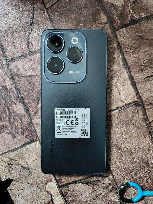 Infinix Hot 40 Pro 0