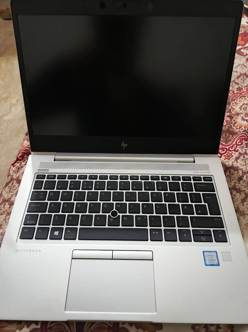 HP elitebook 830 g6 new Logo 7