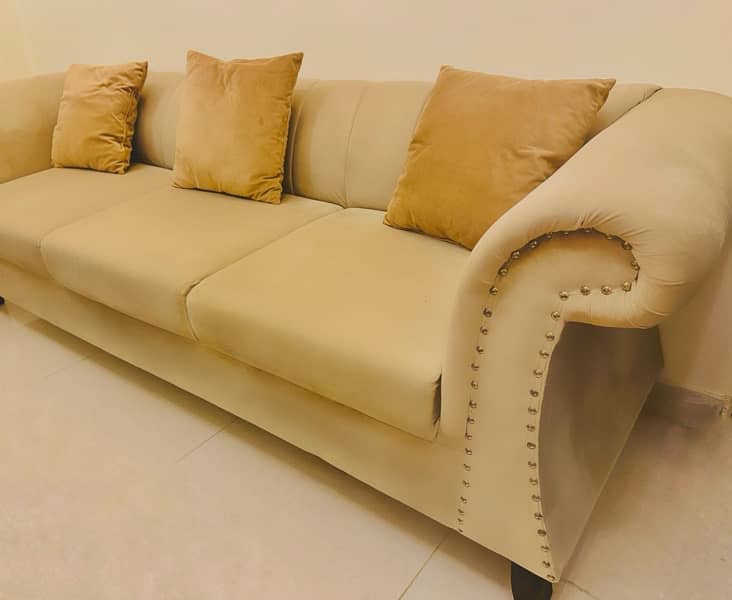 7 Seater sofa set new condition | 2