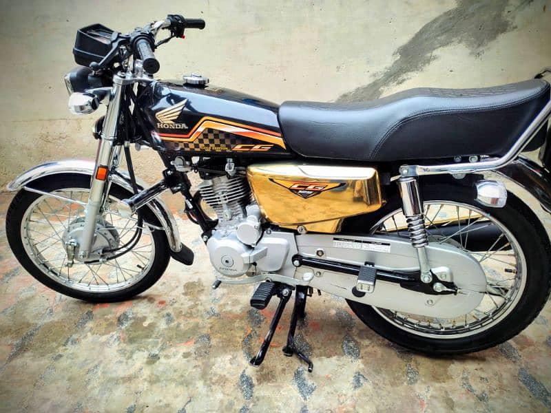 Honda 125 self start golden edition 2024 0