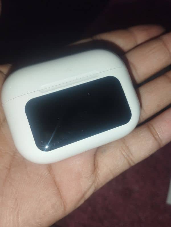 air pods with display 9