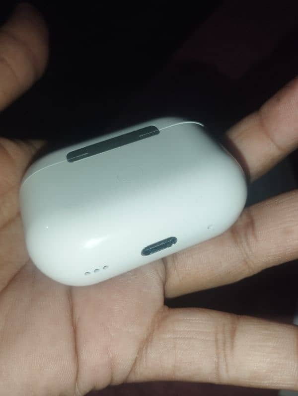 air pods with display 10