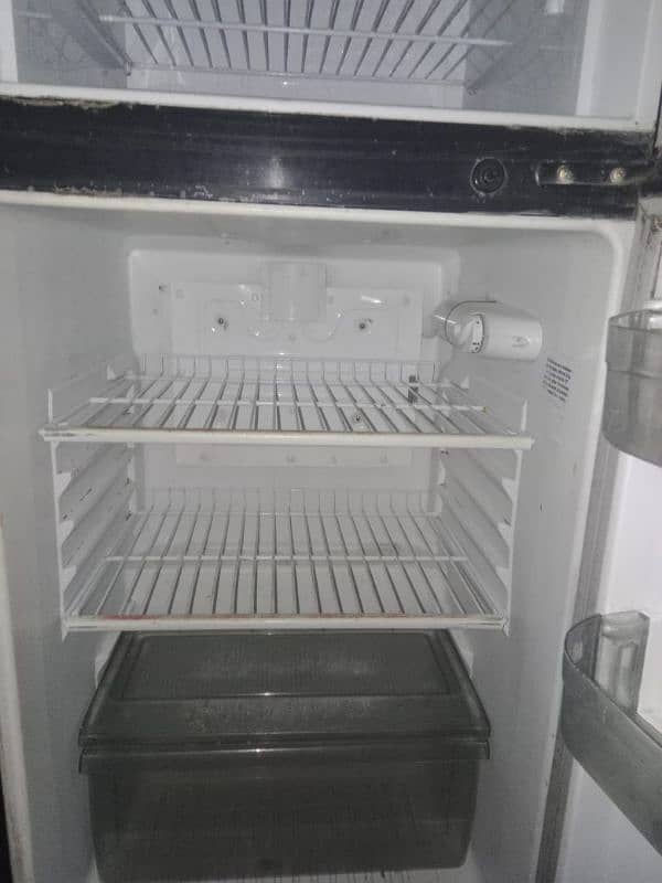 Singer Brand new model medium refrigerator for sale 4