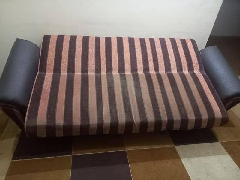 5 seater used wooden, rod iron & sofa cum bed for sale 5