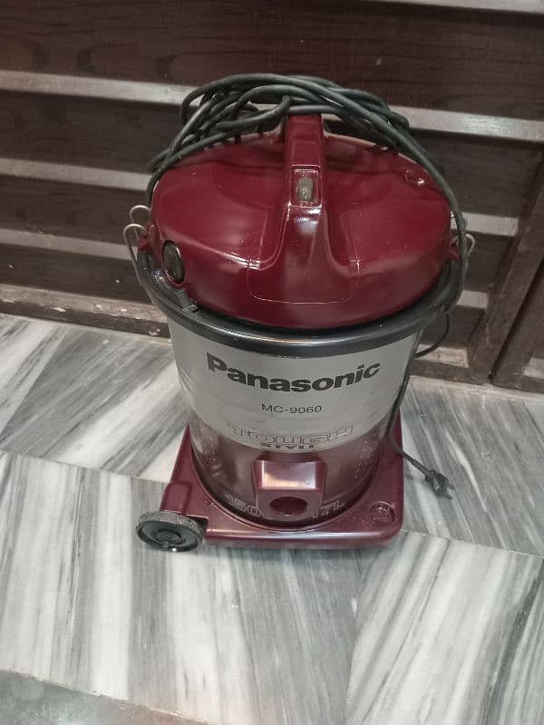 Panasonic Vacuum Cleaner 1