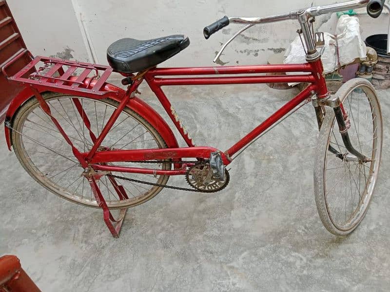 22 ka cycle red colour condition 6 months used 4