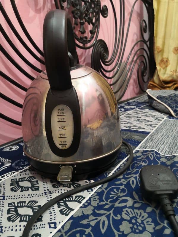 Tea kettle 1