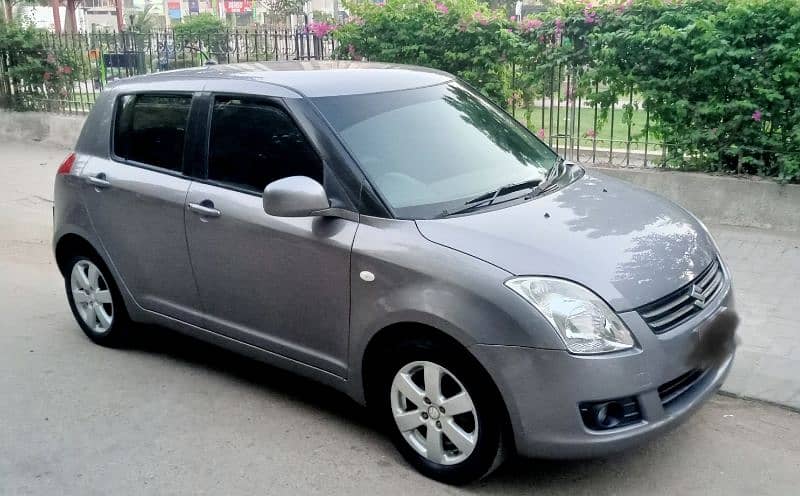 Suzuki Swift 2016 low mileage single handed car 3