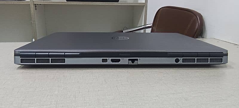 Dell Precision 7560 Ci7 11Th Gen with 4Gb GPU 9