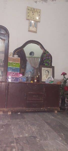 used dressing table for sell 0