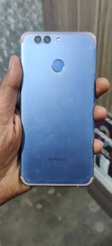 Huawei. nova plus 0