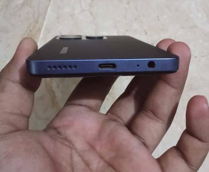 Tecno spark 10 pro like new 2