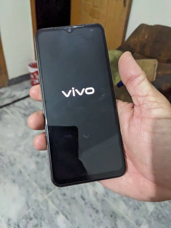 ViVo V23e 256 GB  beautiful VIVO smart Phone 3