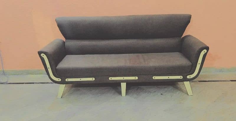 7 Seater Wooden Sofa Set | Urgent Sell 0