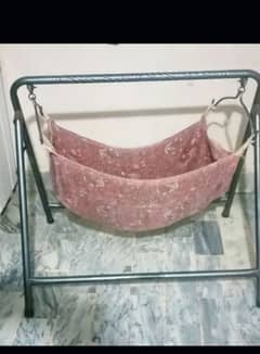 kids swing jhula good condition and very reasonable price