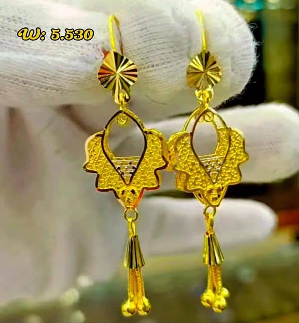 Abrar Jeweller's. . . . . All types Gold And Silver Dzine Available . 2