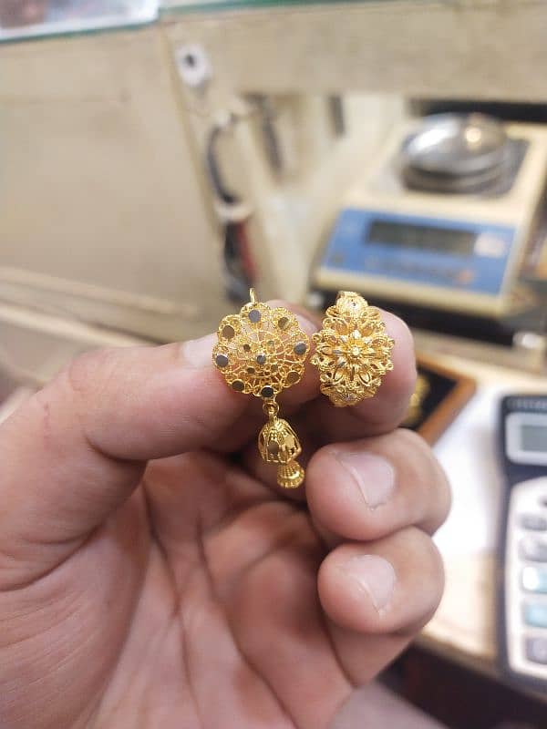 Abrar Jeweller's. . . . . All types Gold And Silver Dzine Available . 11