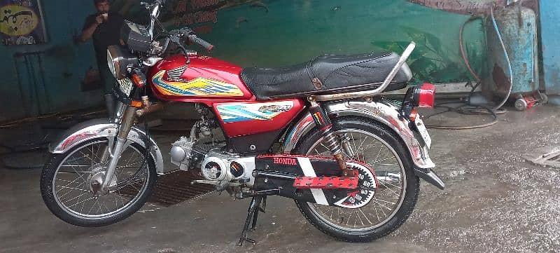 Urgent sale Metro moter Bike 70cc in Lahore 0