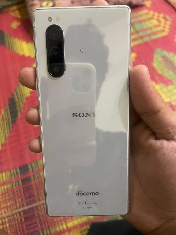 Sony Xperia 5 6