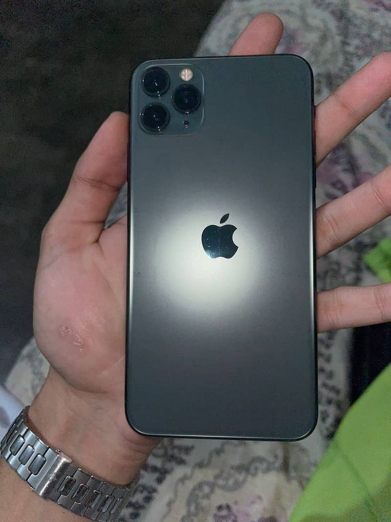 iphone 11 pro max 3