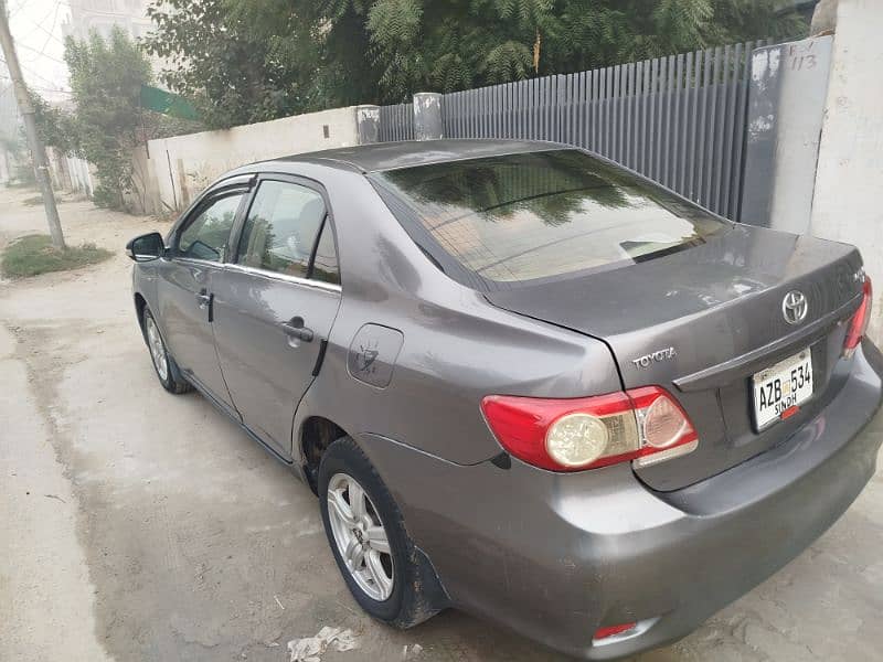 Toyota Corolla XLI 2013 3