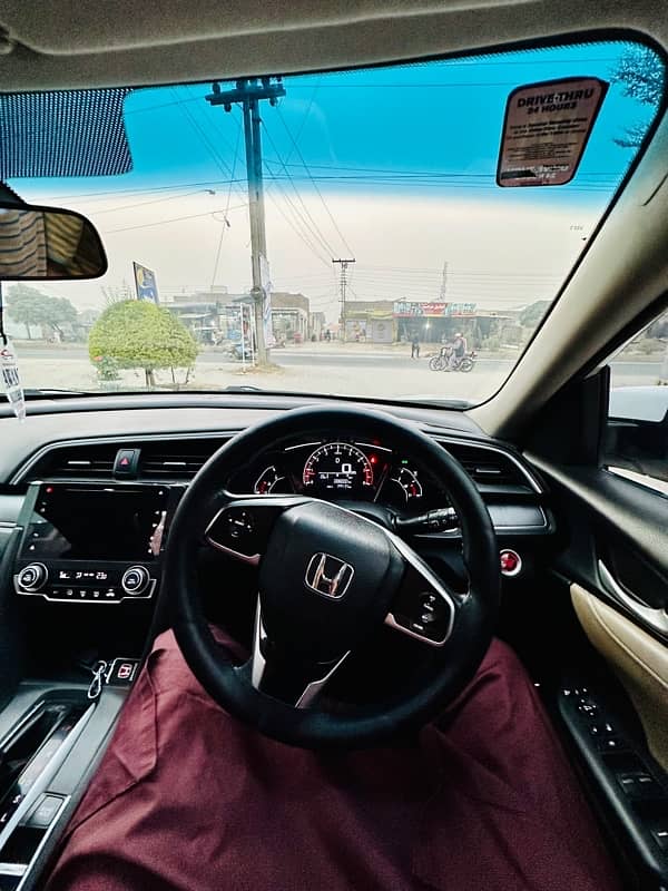 Honda Civic VTi Oriel 2019 UG Navigation 5