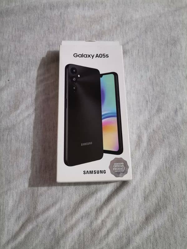 Samsung galaxy A05S 4