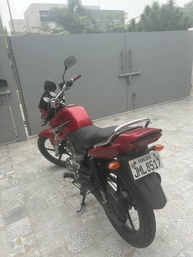 Yamaha YBR 125 2017 3