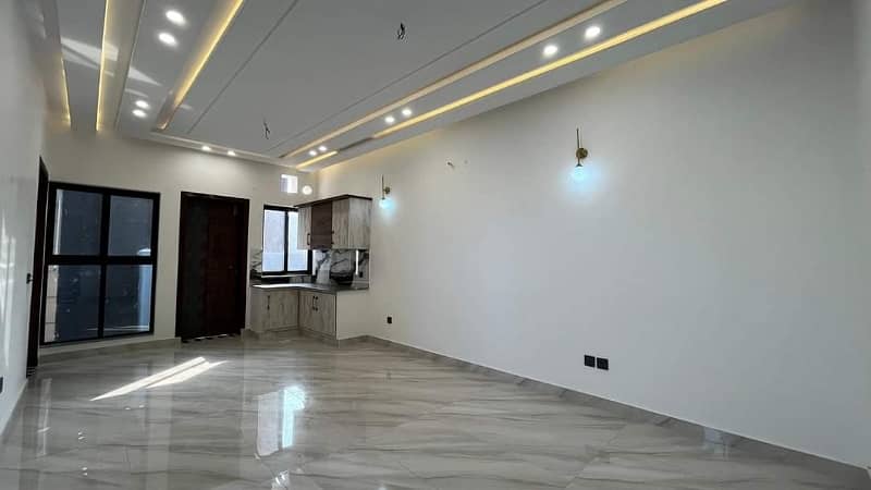 10 MARLA HOUSE FOR SALE IN FAZAIA HOUSING SCHEME TARNOL. 9