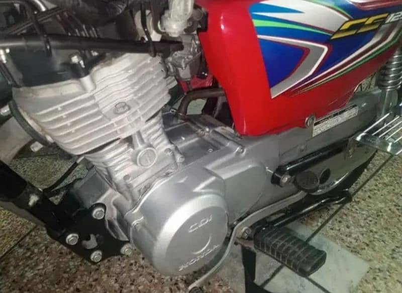 Honda 125 model 22 lush condition 10/10 one hand used 2