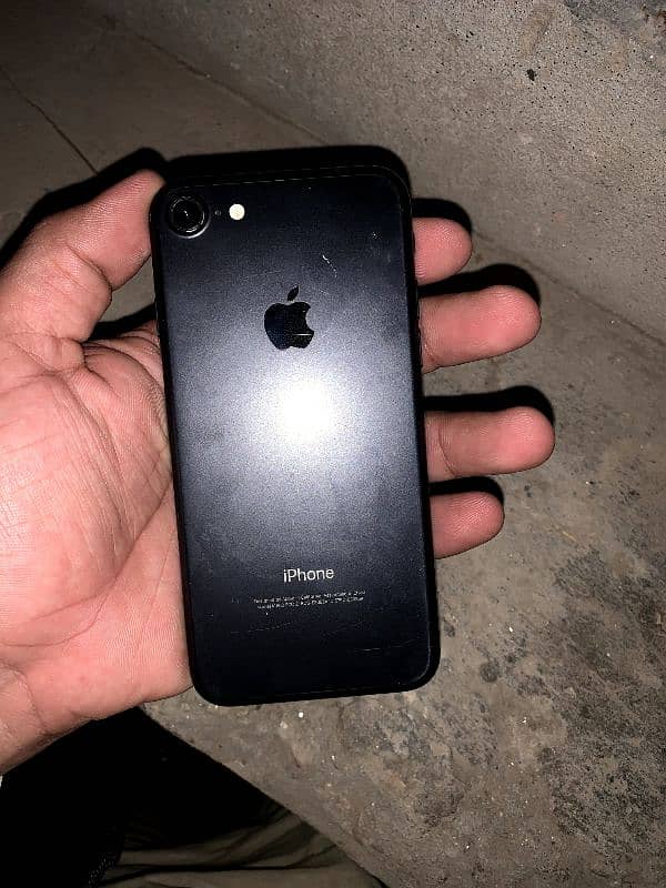 iphone 7 Non PTA 4