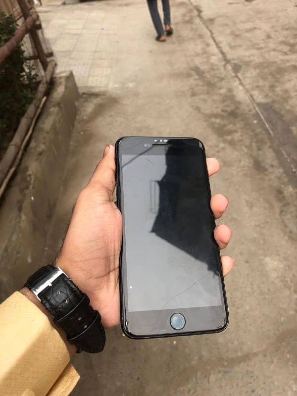 iphone 7 plus PTA 1