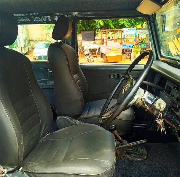 Toyota Land Cruiser 1979 with 2LT Diesel Turbo Engine 4